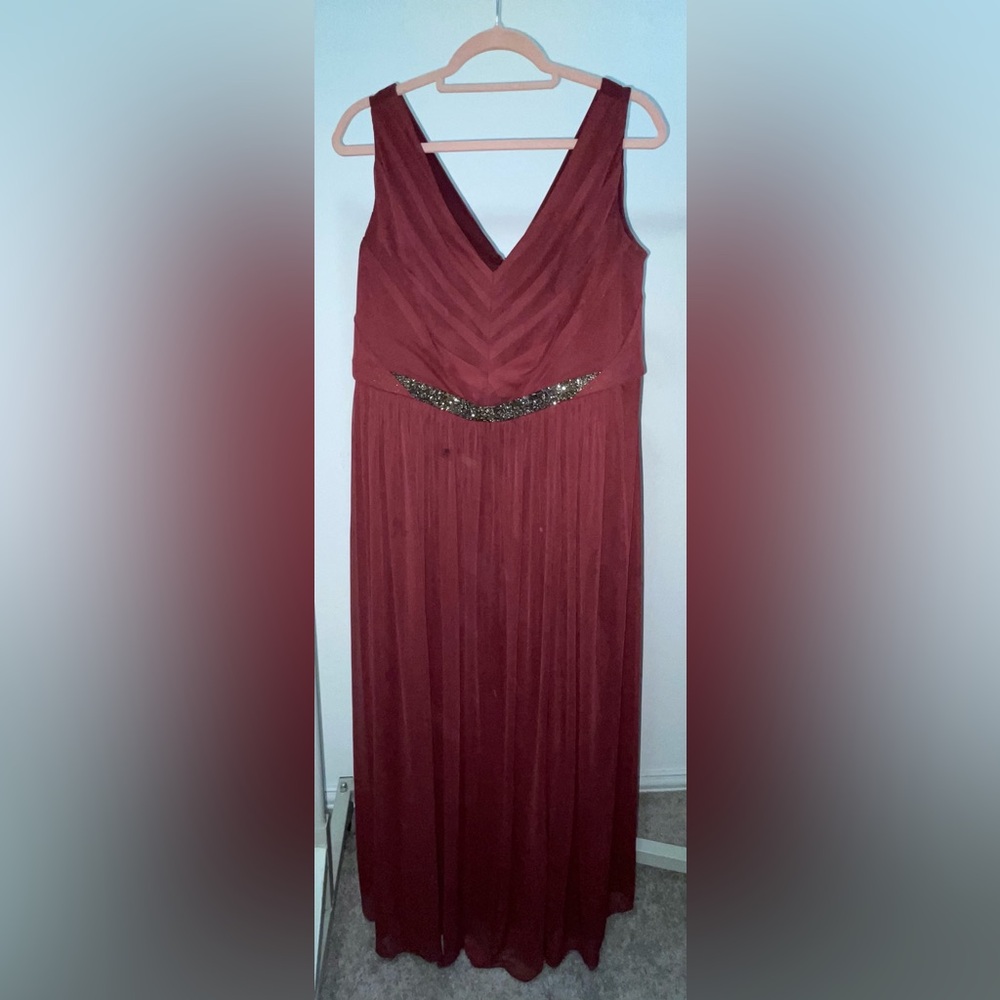 David’s Bridal Bridesmaid Dress, maroon/burgandy/ size 18 worn once